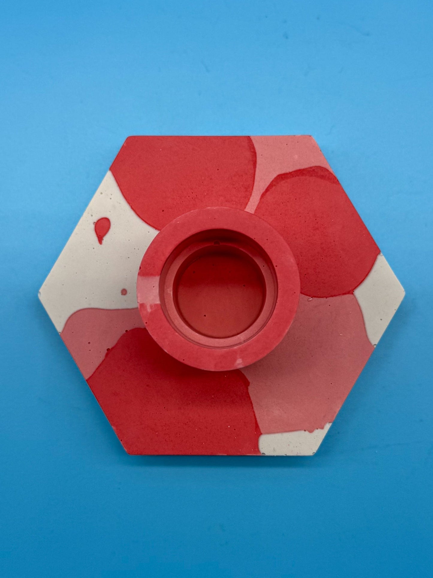 Jesmonite Kerzenständer Hexagon Rot Rosa - Handgemachte Designer Deko Mein Shop