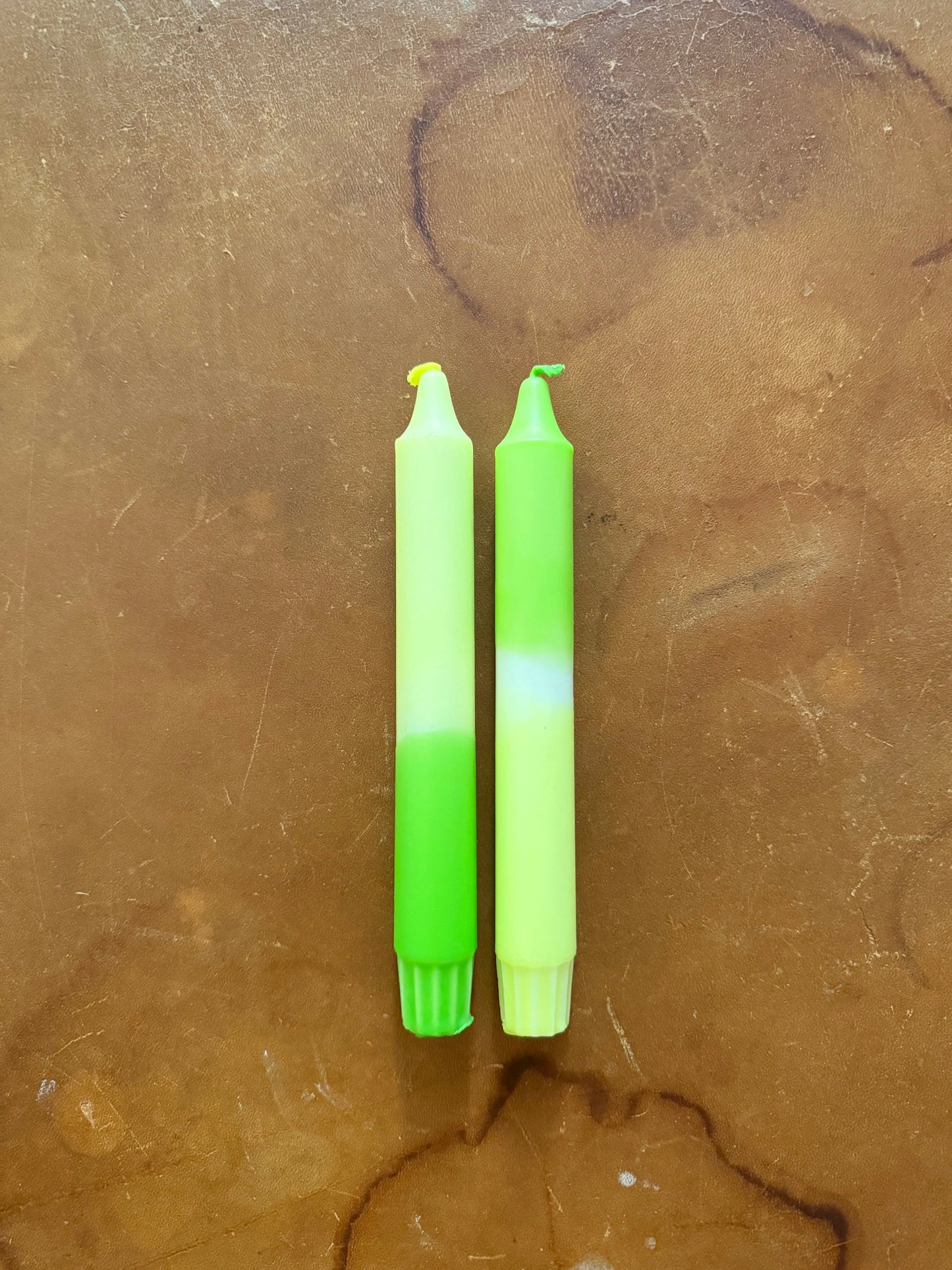 Handgefärbte Dip Dye Kerzen Grün Neongelb - Frische Energie Mein Shop