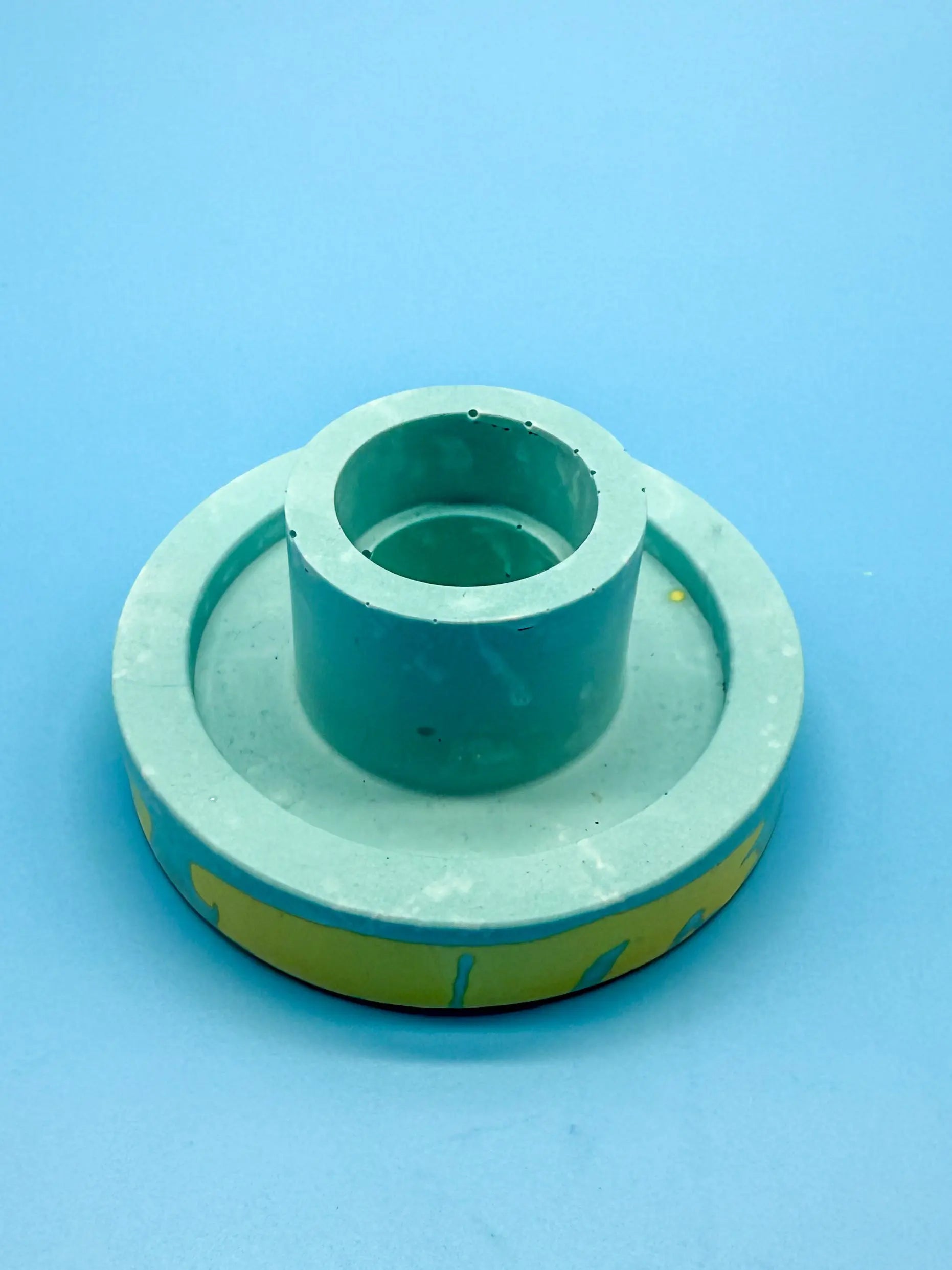 Jesmonite Kerzenständer Rund Türkis Gelb - Handgemacht Designer Deko Mein Shop