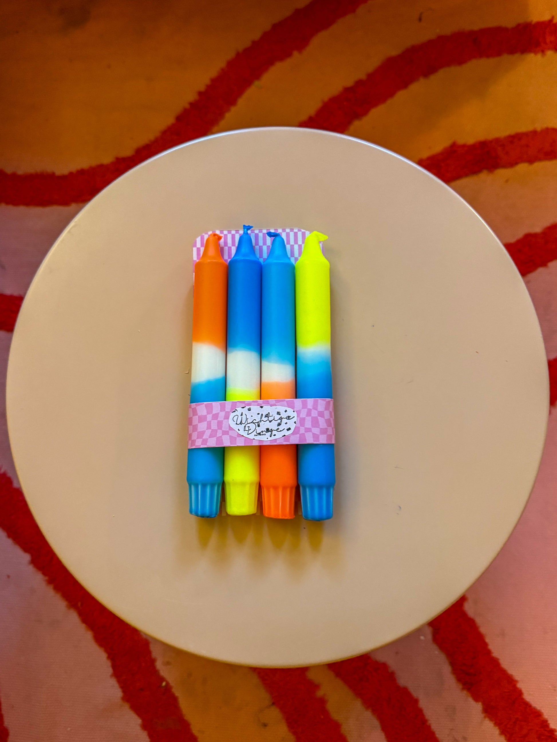 Neon Dip Dye Kerzen 4er Set Mixmatch Blau/ Gelb & Orange/ Blau- Handgefärbt Premium Dekoration (Kopie) WichtigeDinge