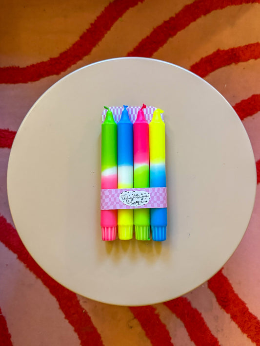 Neon Dip Dye Kerzen 4er Set Mixmatch Blau, gelb, Pink & Grün- Handgefärbt Premium Dekoration (Kopie) WichtigeDinge