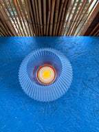 3D-gedruckte LED Lampe – Blauer Schirm & roter Fuß | Moderne Ambient-Lampe WichtigeDinge