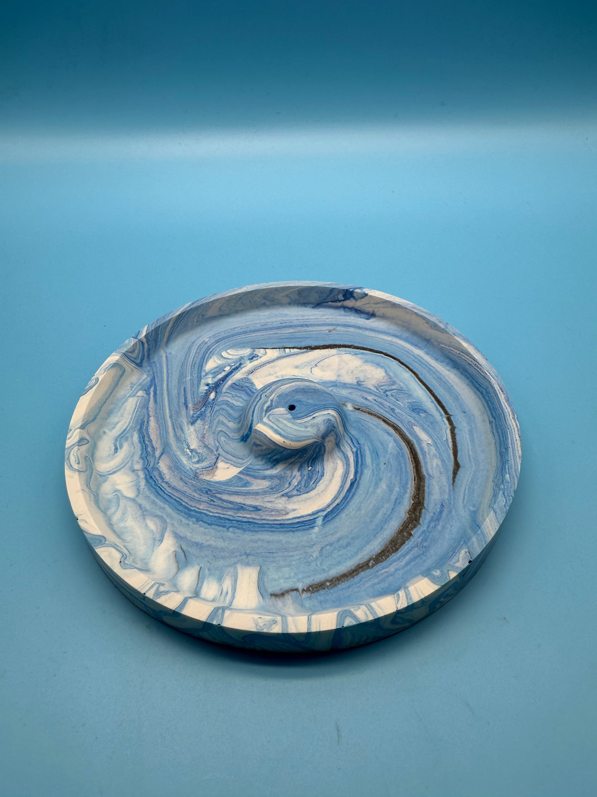 Räucherstäbchenhalter Rund blau Wolken - Handgemachte Designer Deko WichtigeDinge