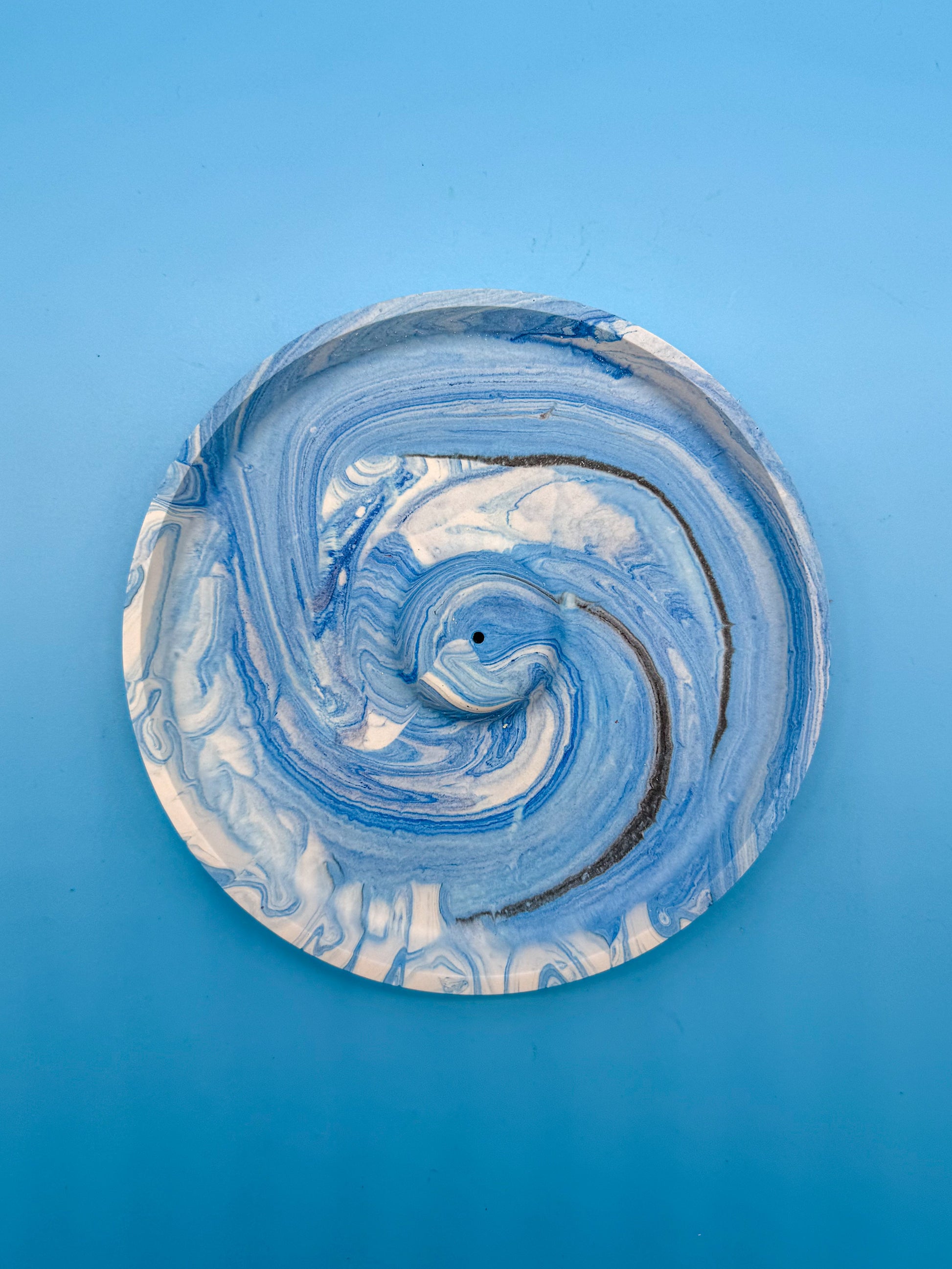 Räucherstäbchenhalter Rund blau Wolken - Handgemachte Designer Deko WichtigeDinge