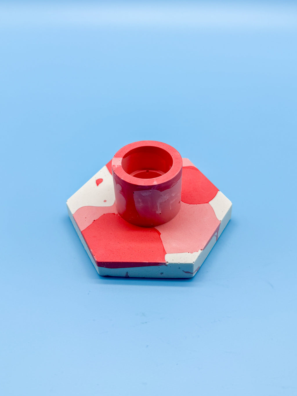 Jesmonite Kerzenständer Hexagon Rot Rosa - Handgemachte Designer Deko Mein Shop