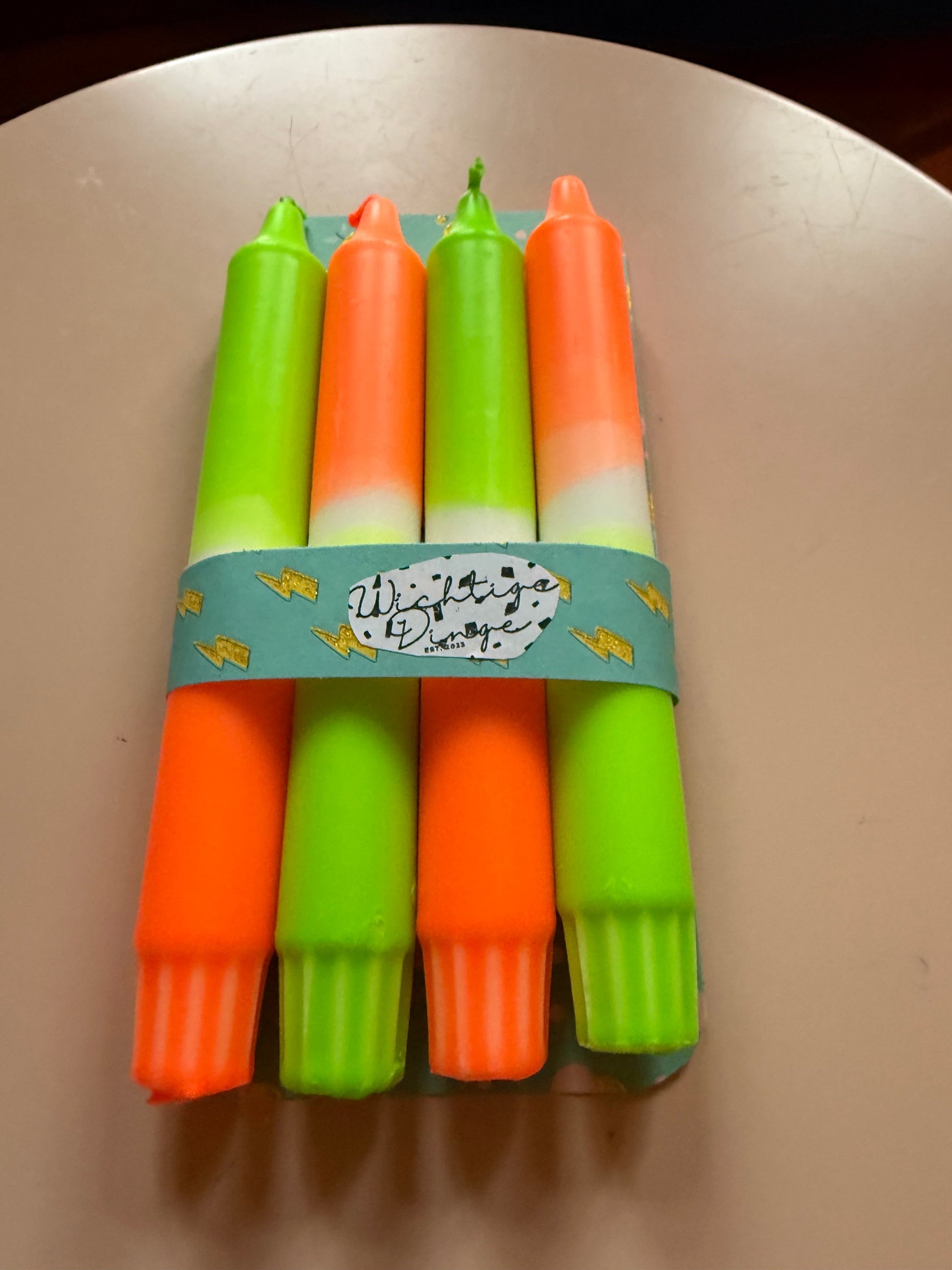 Neon Dip Dye Kerzen 4er Set Orange Grün - Handgefärbt | Premium Dekoration WichtigeDinge
