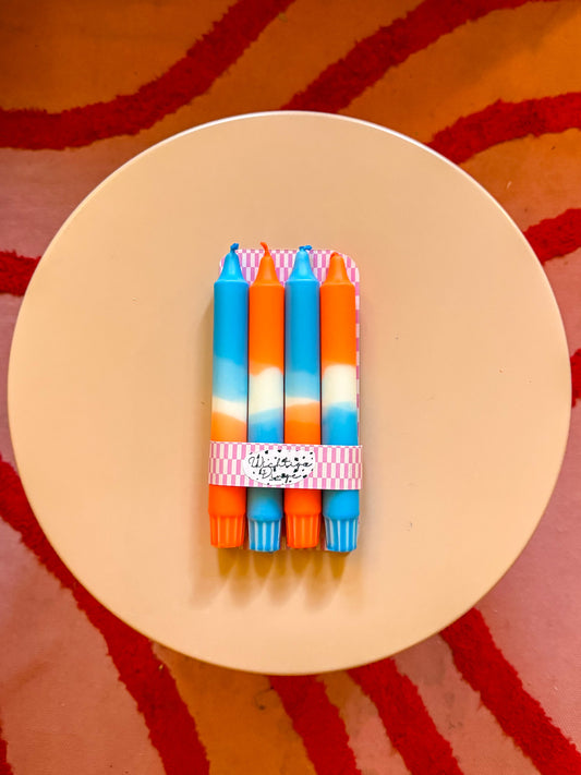 Neon Dip Dye Kerzen 4er Set Neon Orange & Neon Blau - Handgefärbt Premium Dekoration WichtigeDinge