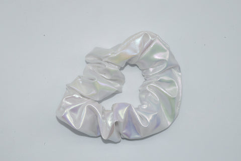 Scrunchie – Glossy Weiß von WichtigeDinge