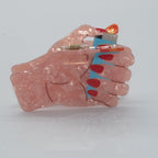 Hand mit Feuerzeug Mein Shop