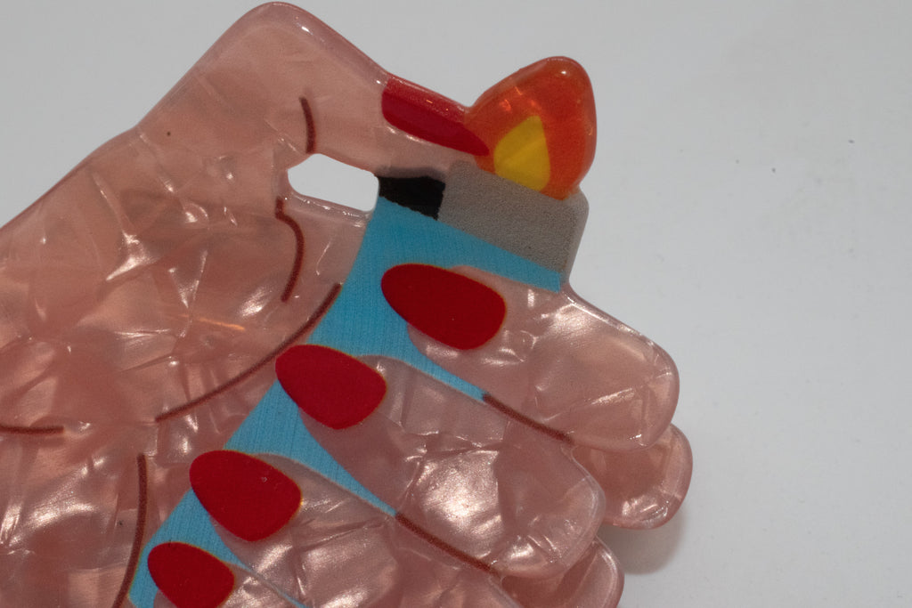 Hand mit Feuerzeug Mein Shop