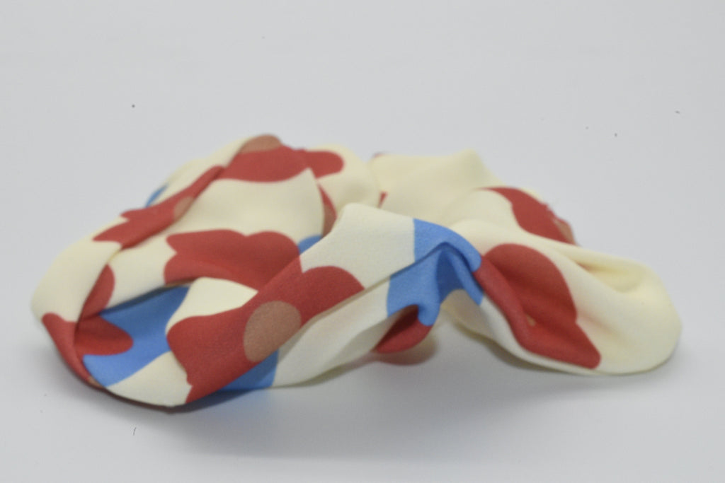 Blumiger Scrunchie in beige und rot Mein Shop