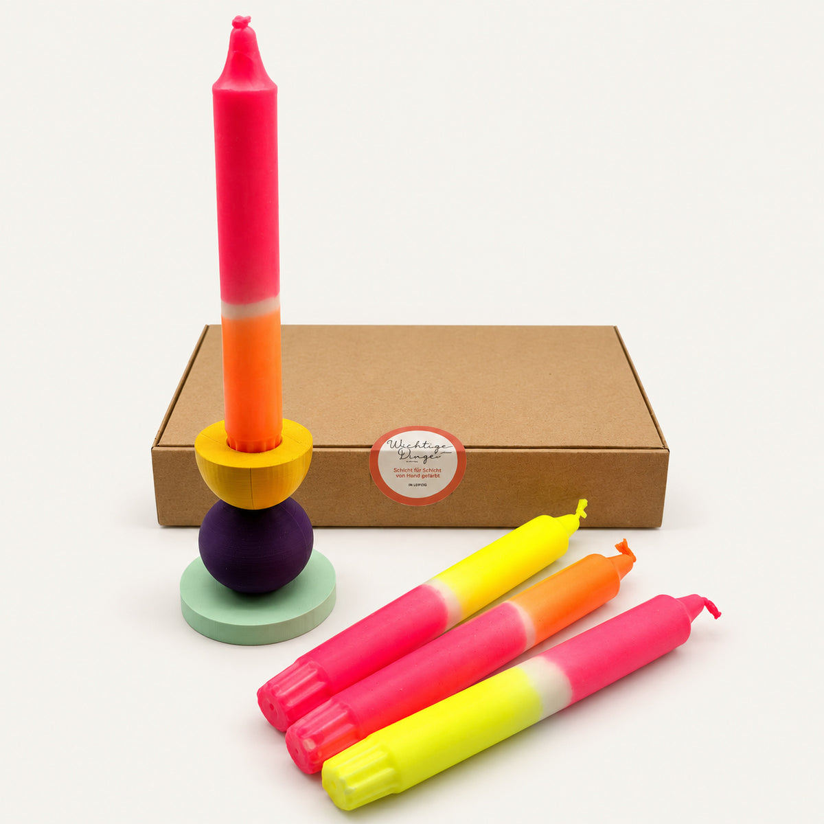 Geschenkset Dopamin-Kick mit 3D-Ständer Golden Hour (Gold, Lila, Mint), vier Lemon-Candyshop-Neonkerzen und Geschenkbox