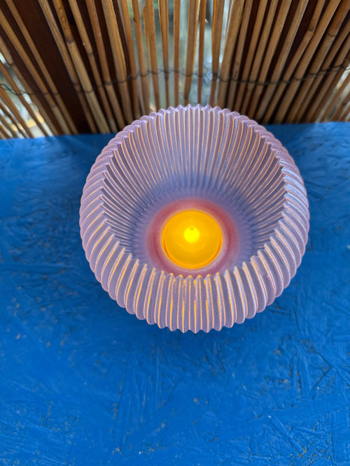 3D-Druck LED-Teelicht-Lampe – Runder lila Schirm & Apricot Fuß – Ansicht 2