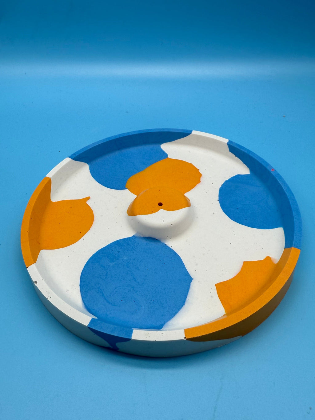 Räucherstäbchenhalter Rund Flecken Blau/ Orange - Handgemacht Designer Deko (Kopie) WichtigeDinge