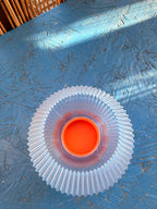 blauer Schirm und Oranger Fuß (Kopie) WichtigeDinge