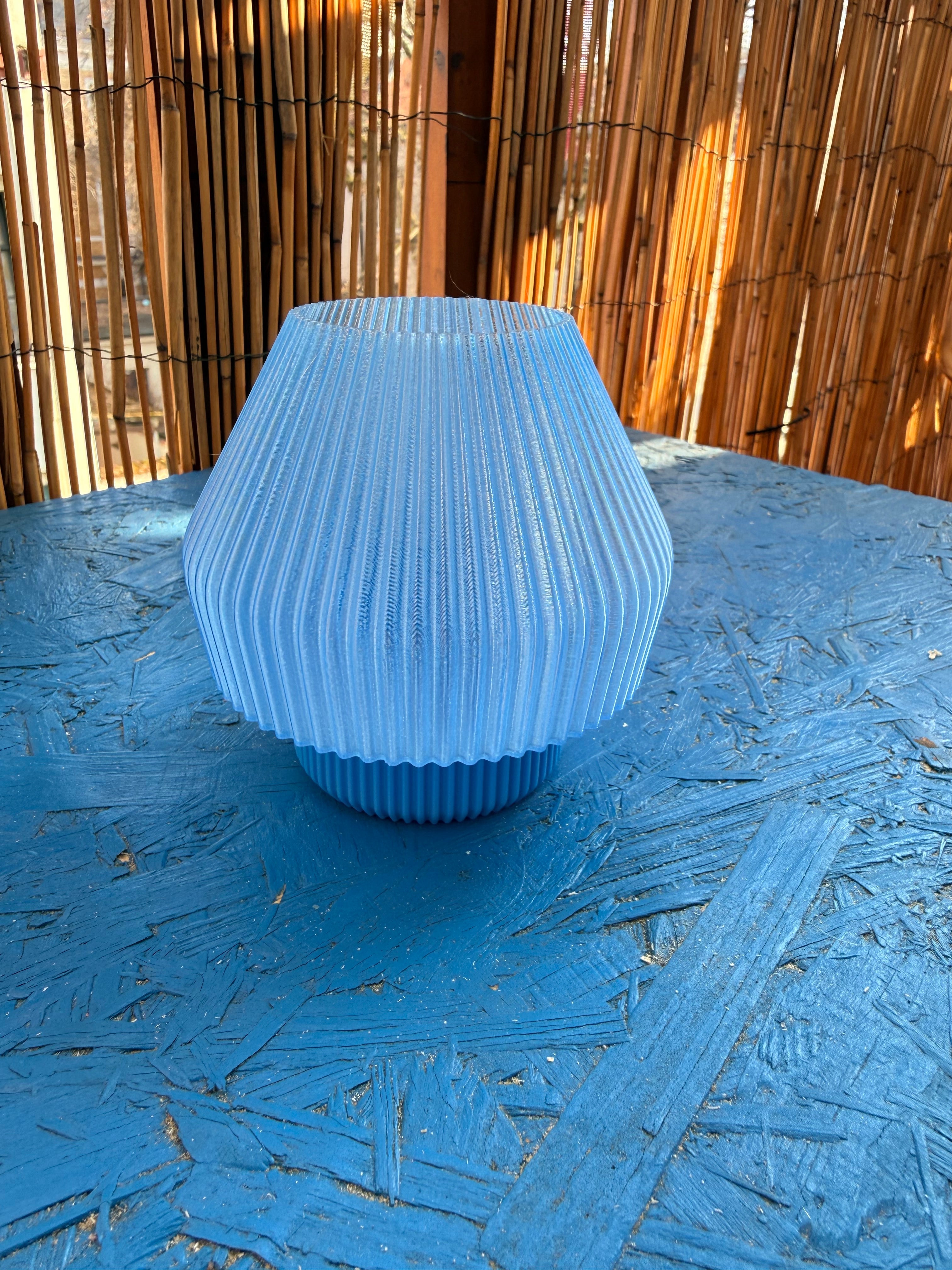 blauer Schirm und blauer Fuß (Kopie) WichtigeDinge