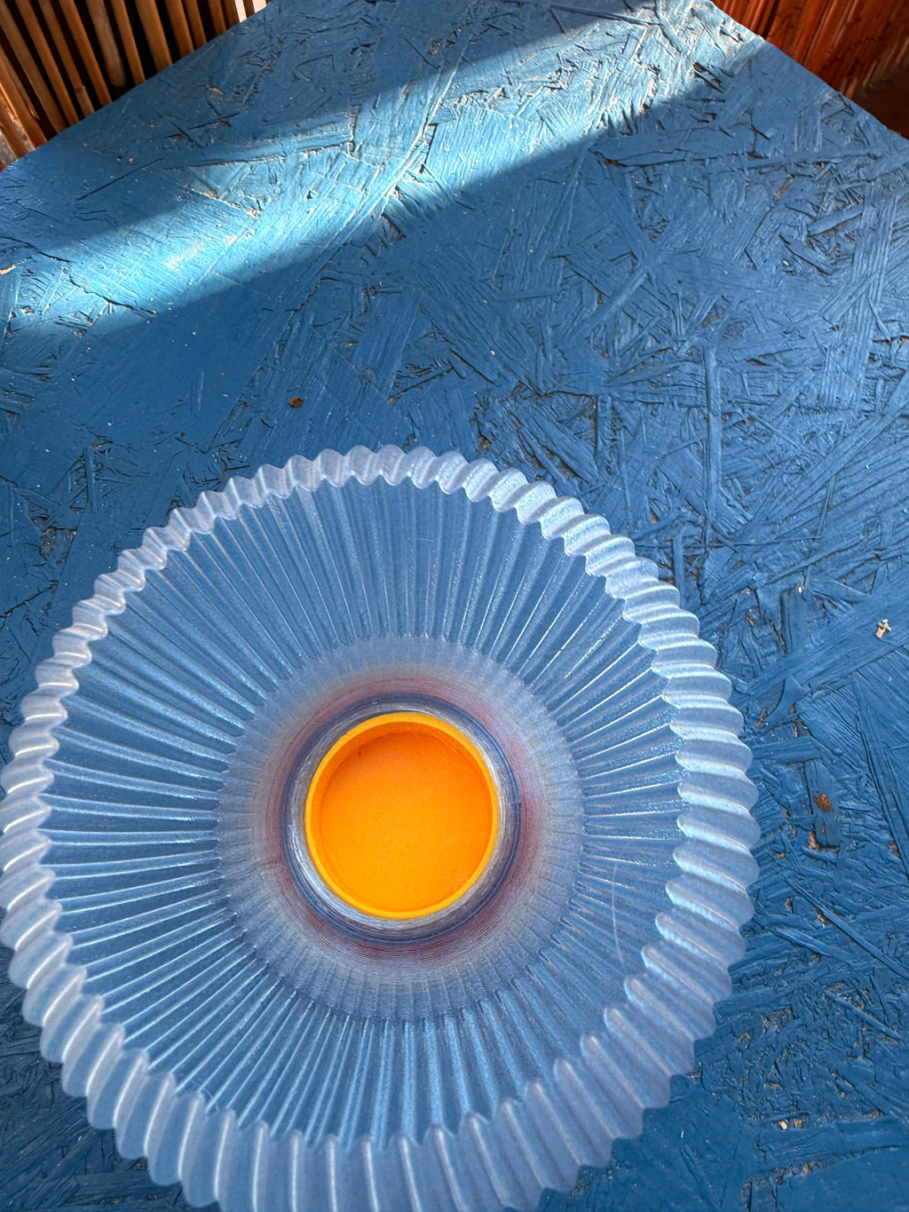 Blauer Schirm und Gelber Fuß WichtigeDinge