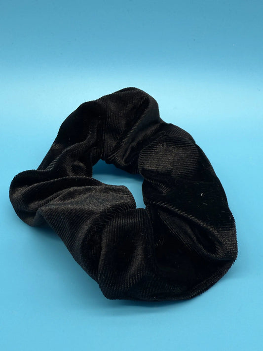 Seidiges Scrunchie Schwarz - Luxuriöser Haargummi in elegantem Schwarz Mein Shop