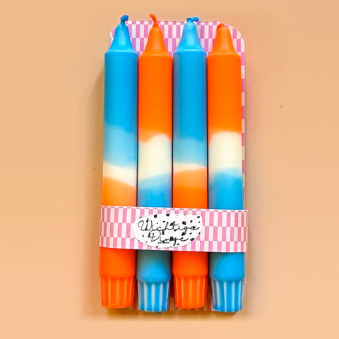 Dip Dye Kerzen 4er Set – Neon Blue Flame von WichtigeDinge