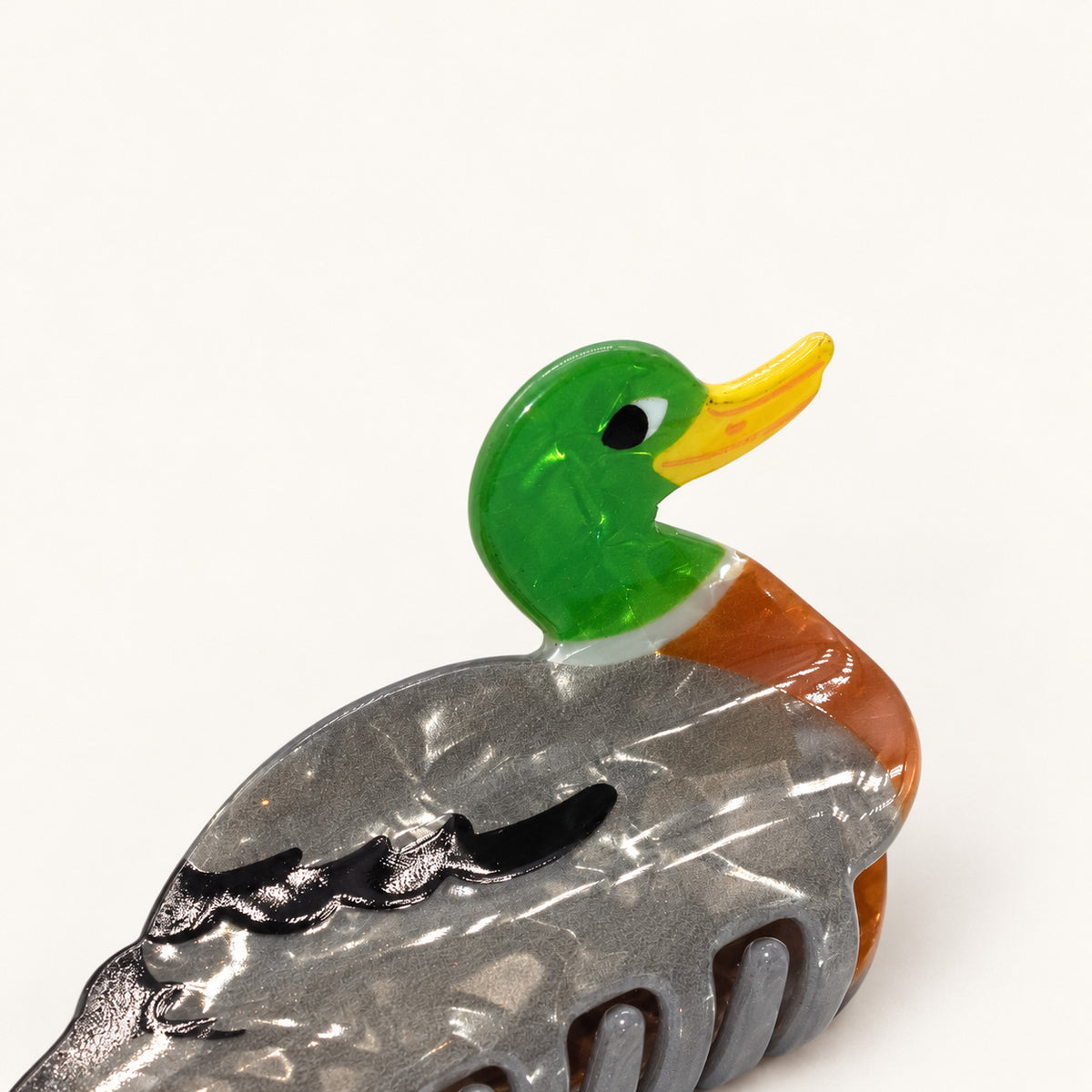 Haarklammer – Enten – Ansicht 2 · freigestellt auf neutralem Hintergrund