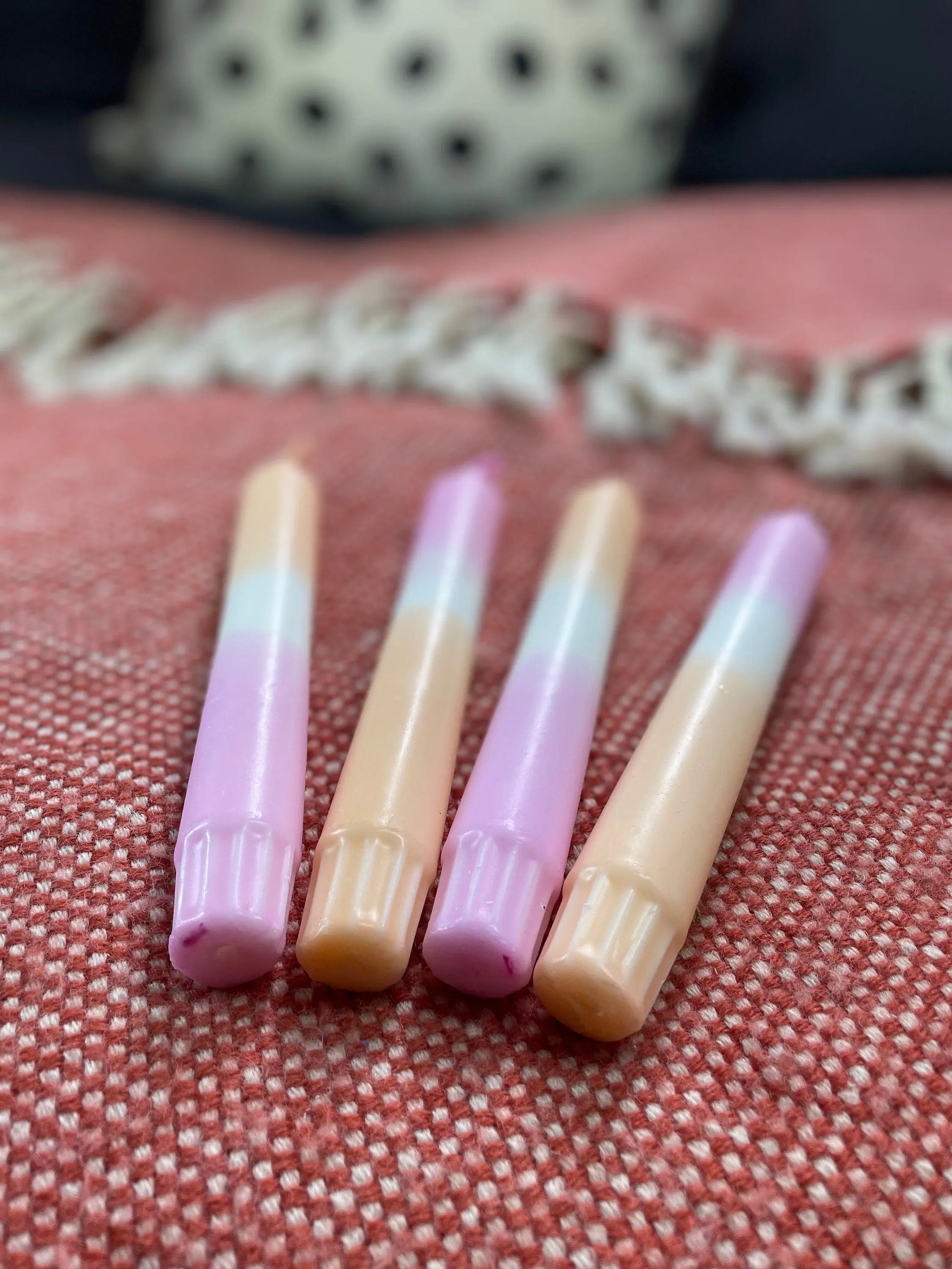 Handgefärbte Dip Dye Kerzen - Lavendel Milkshake Mein Shop
