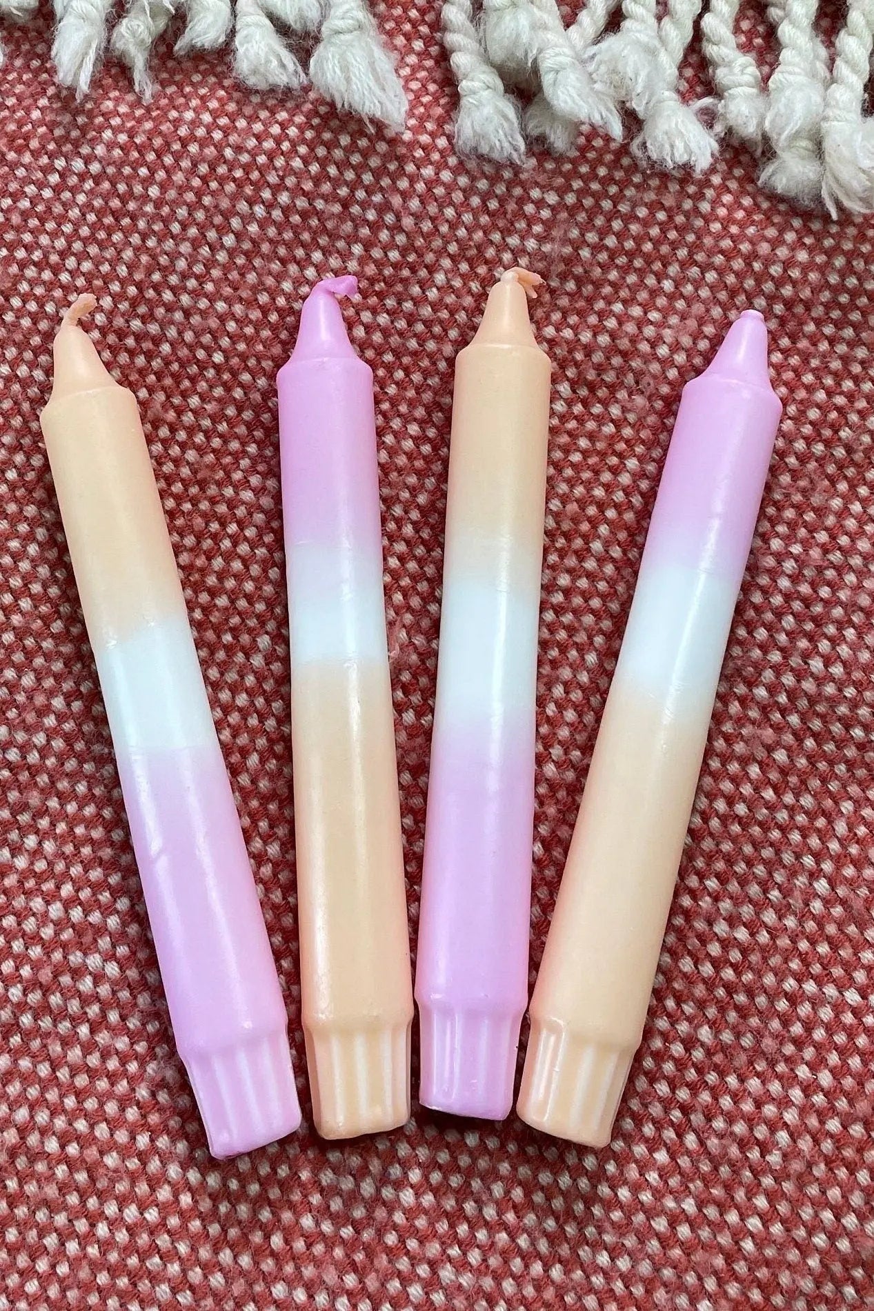 Handgefärbte Dip Dye Kerzen - Lavendel Milkshake Mein Shop