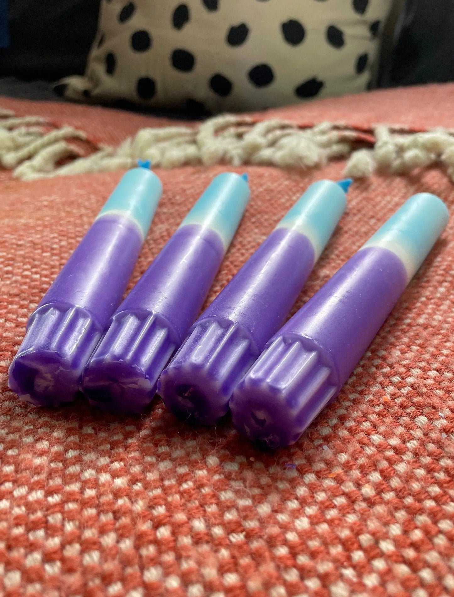 Handgefertigte Dip-Dye Kerze - Frozen Lavendel Mein Shop