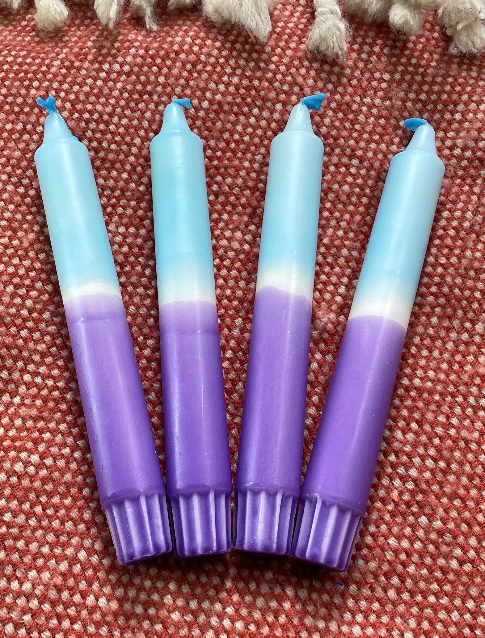 Handgefertigte Dip-Dye Kerze - Frozen Lavendel Mein Shop